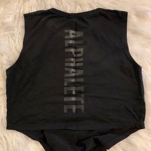 alphalete crop top